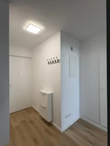 Helle 1-Zimmer-Wohnung – frisch renoviert, voll möbliert und bezugsfertig